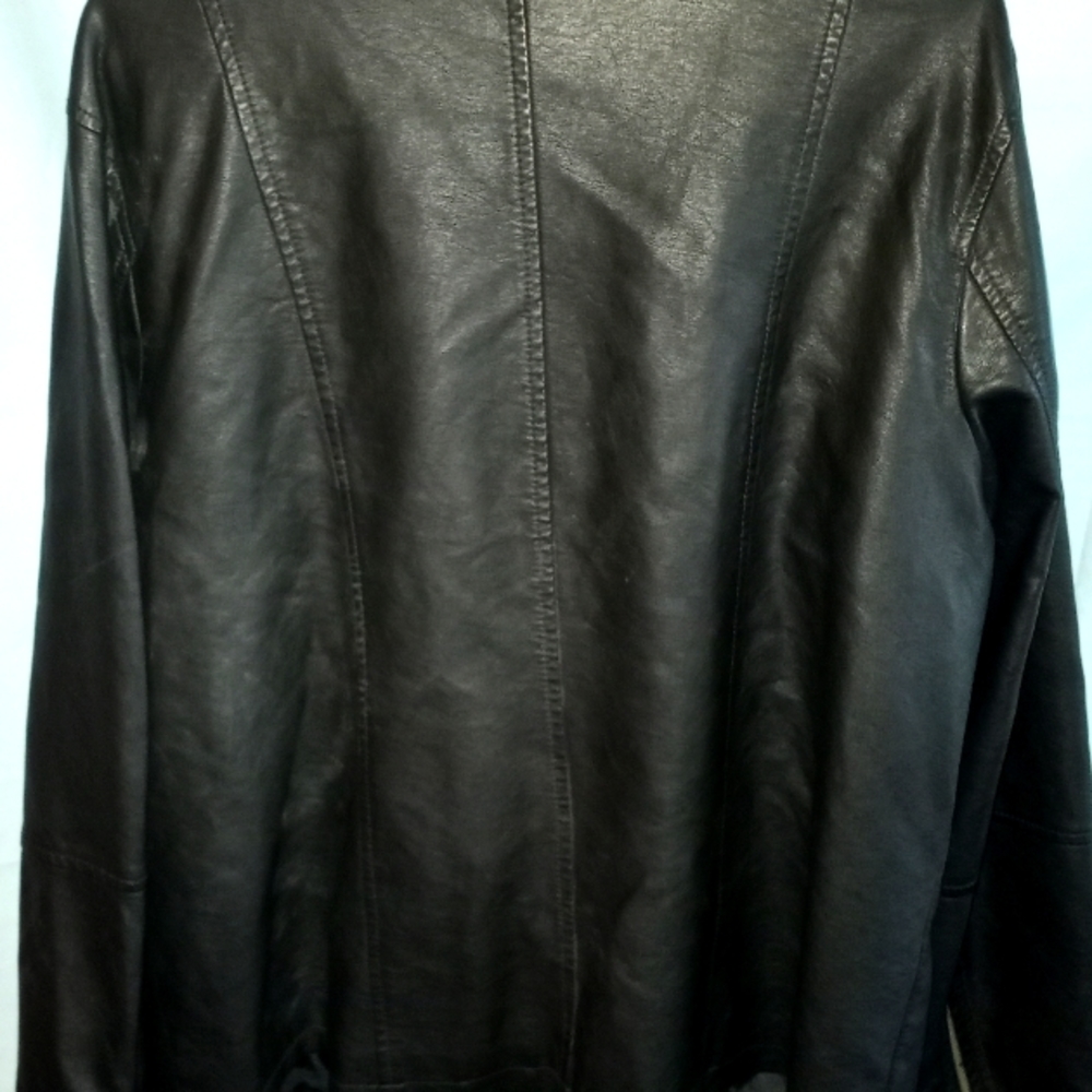 Jacket - Picture 3 of 4